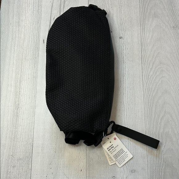 7pm lululemon backpack IRONMAN LULULEMON CITY ADVENTURER BACKPACK 20L